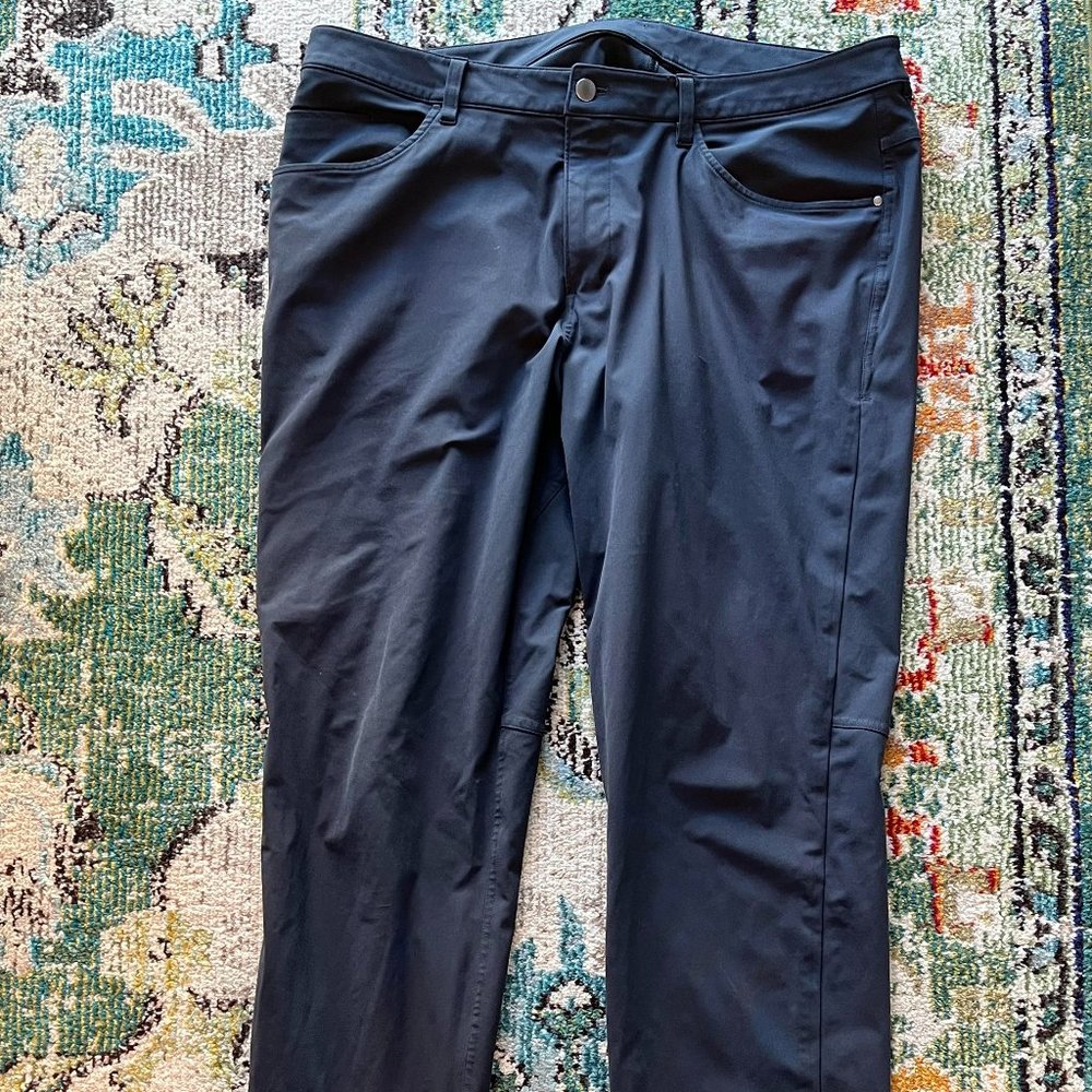 Lululemon - Slacks - 38 x 34 - Gray